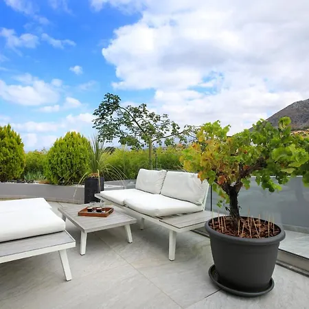 Vilă Orama Luxury 4 Bedrooms With Private Pool *